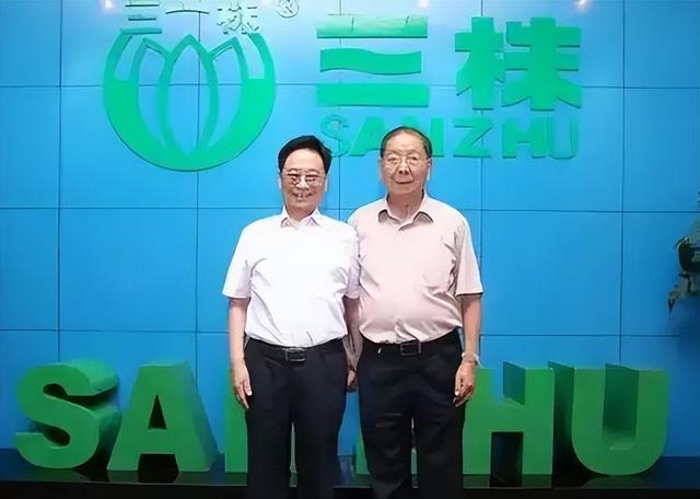 三株口服液覆灭史：年售80亿的巨无霸，却因一老汉一年间灰飞烟灭-8.jpg